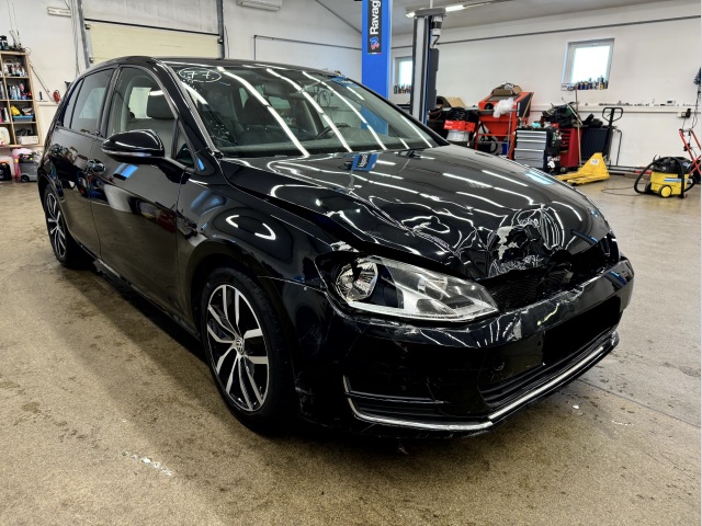 Volkswagen Golf VII 1.4 TSI 110 kW