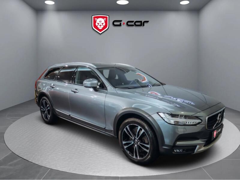 Volvo V90
