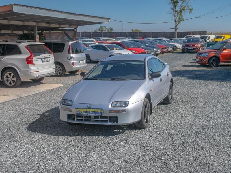 Mazda 323