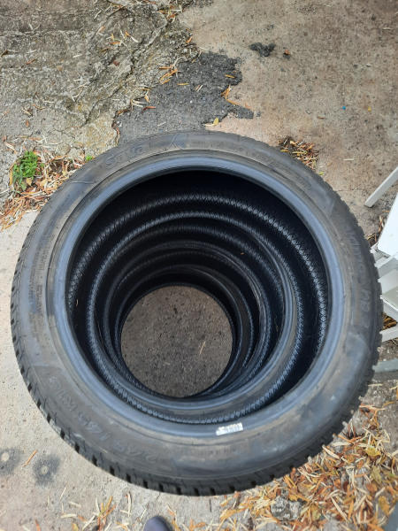 SAVA 245/45 R18 ESKIMO HP2 