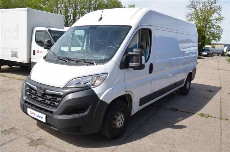 Opel Movano
