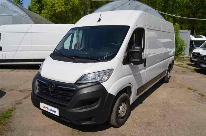 Opel Movano