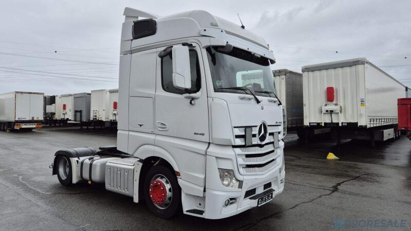 Mercedes-Benz