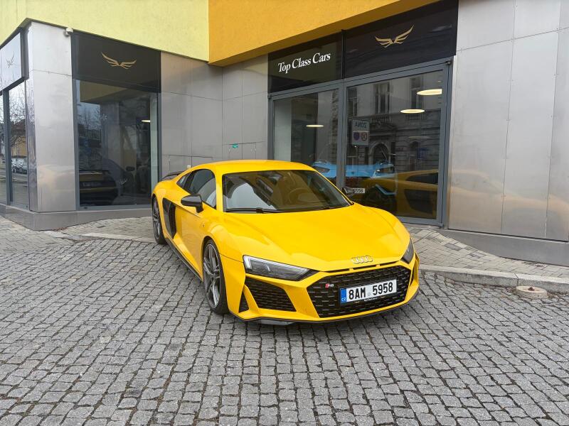 Audi R8