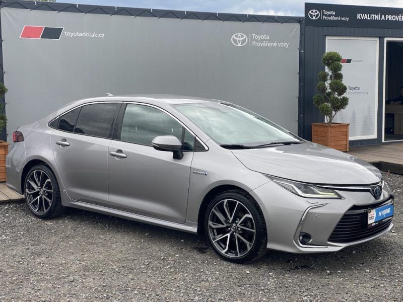 Toyota Corolla 1.8HSD, ČR, Executive VIP - fotografie inzerátu