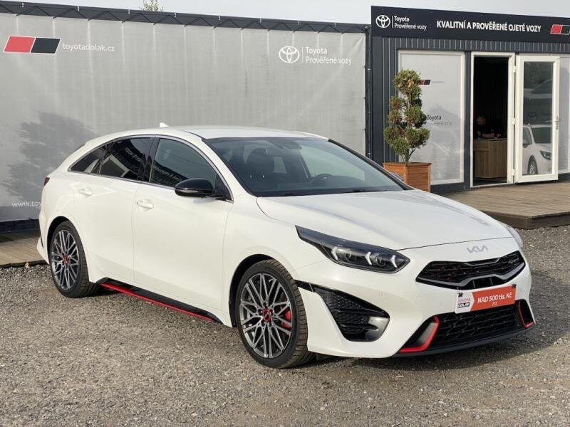 Kia ProCeed