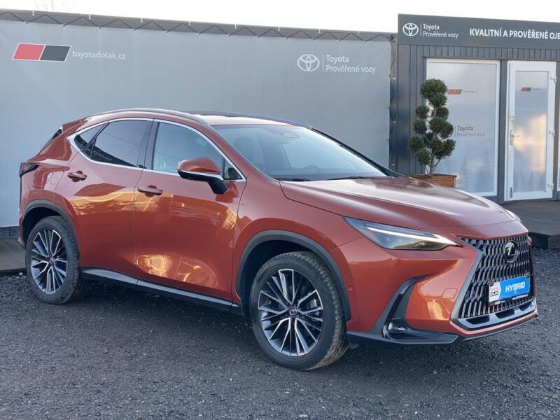 Lexus NX 450h+