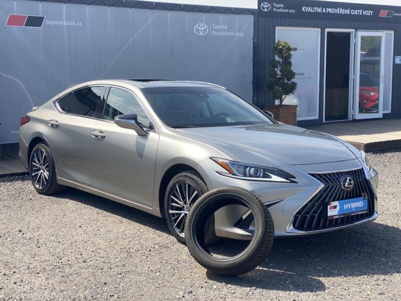 Lexus ES 300h