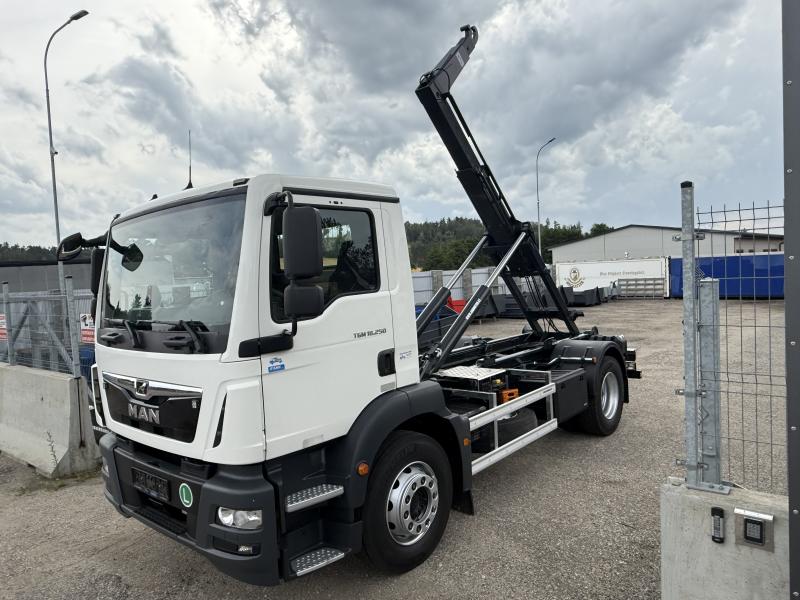 MAN TGM