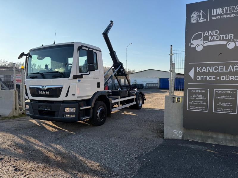 MAN TGM