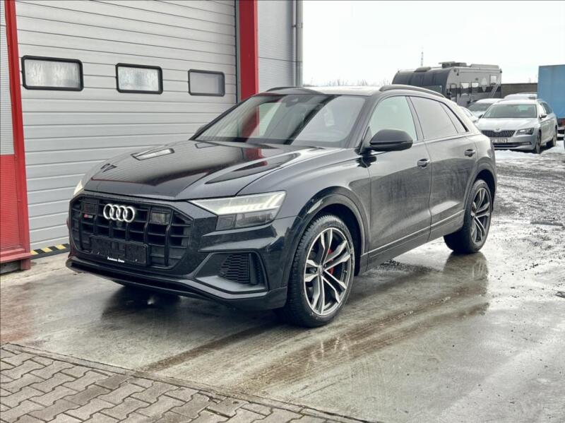 Audi SQ8