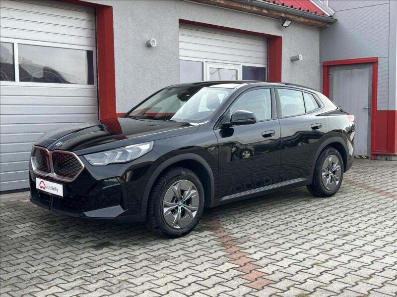 BMW iX2