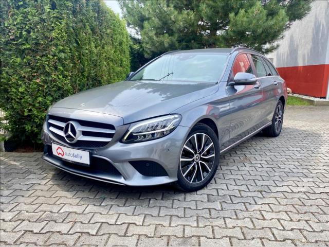 Mercedes-Benz Třídy C 2,0 220d 4MATIC business záruk