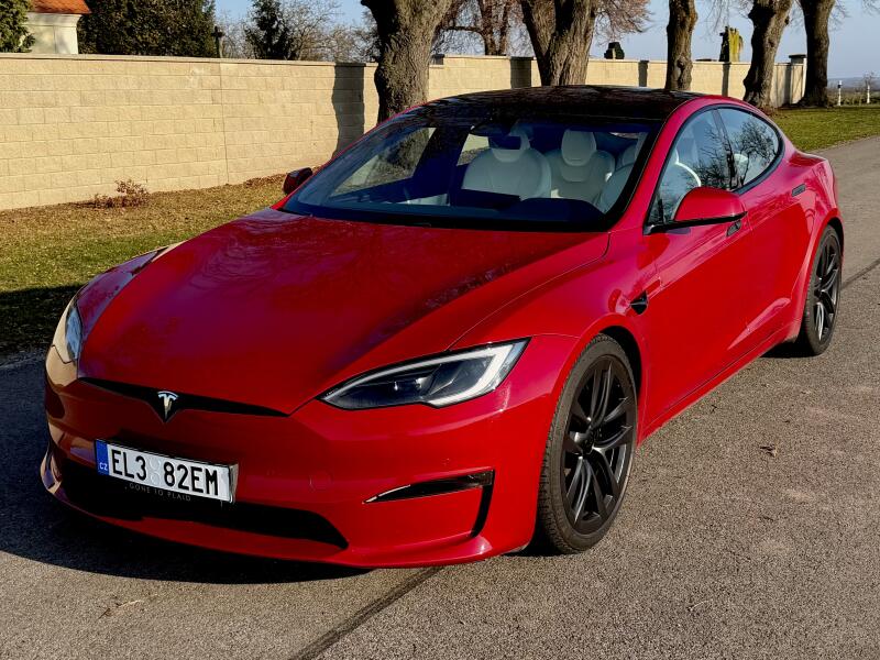 Tesla Model S
