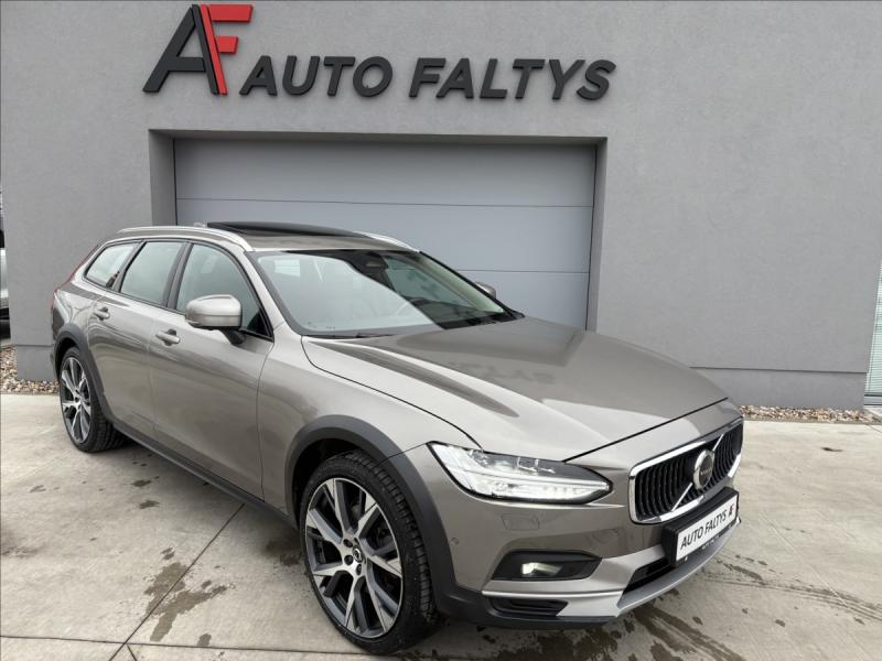Volvo V90