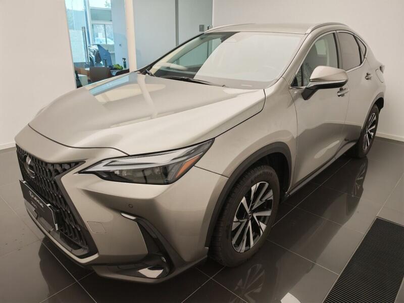 Lexus NX 450h plus