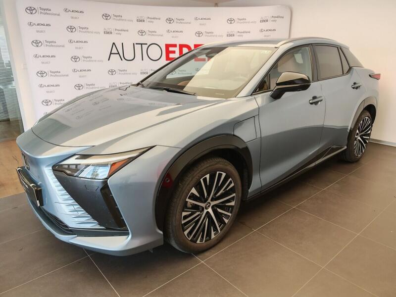 Lexus RZ 450e