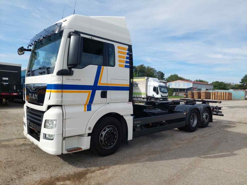 MAN TGX