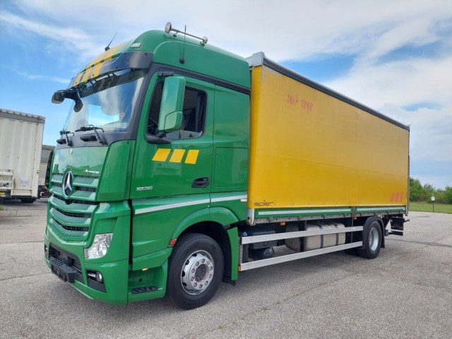 Mercedes-Benz Actros 1836L 4x2