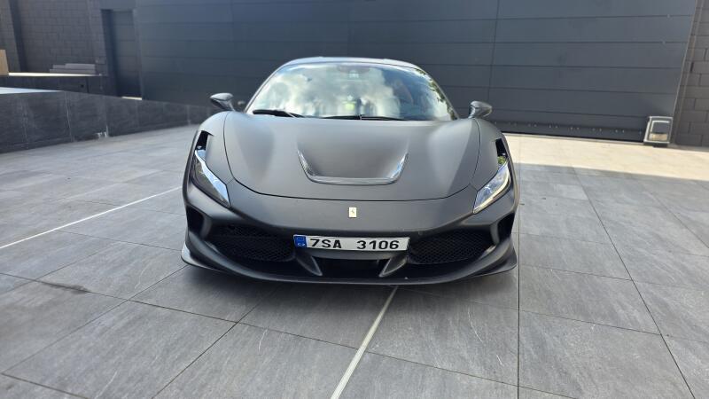 Ferrari F8