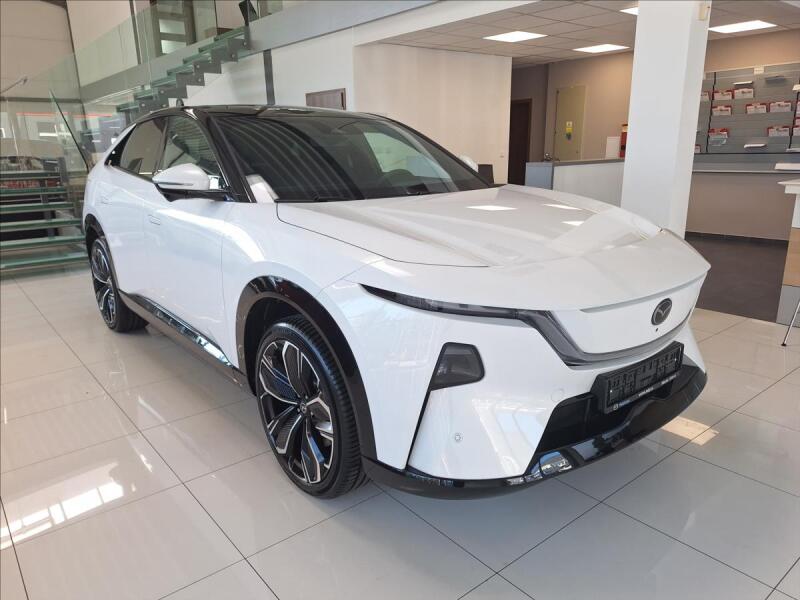 Mazda CX-6e