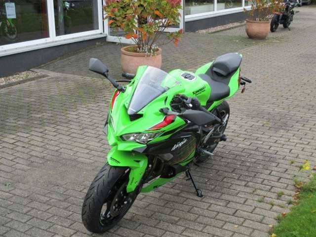 Kawasaki NINJA ZX 400 RR 2024 NOVINKA S