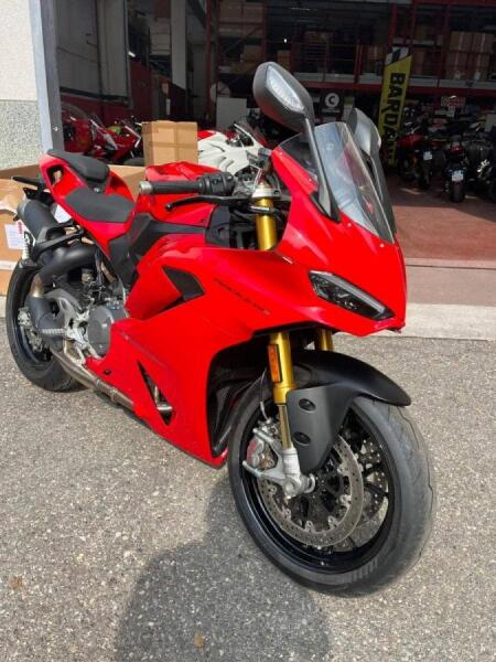Ducati Panigale V2