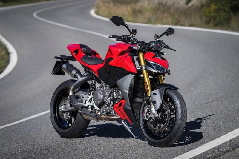 Ducati Streetfighter V2