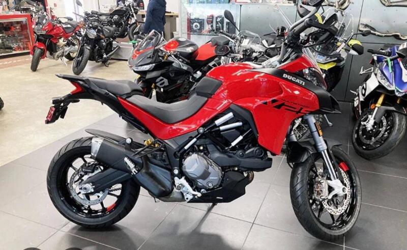 Ducati Multistrada V2 S