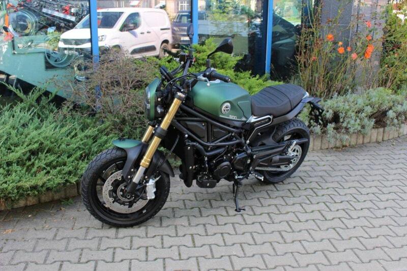 Benelli Leoncino 800