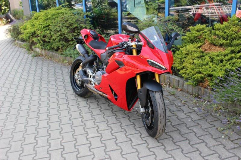 Ducati Panigale V2