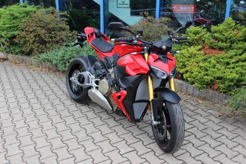 Ducati Streetfighter V4 S