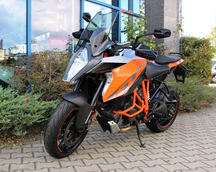 KTM 1290 Super Duke GT