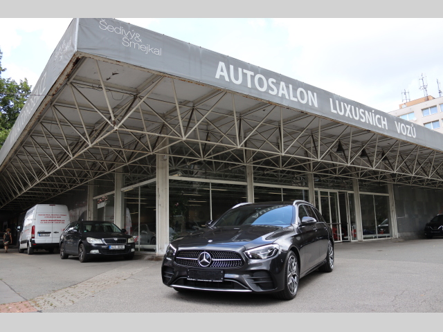 Mercedes-Benz Třídy E E 300D 4MATIC KOMBI AMG 195kW