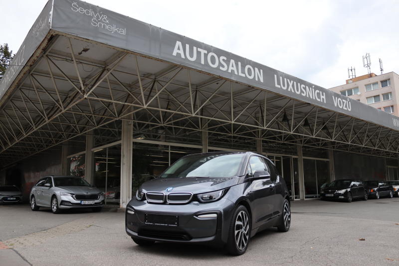 BMW i3