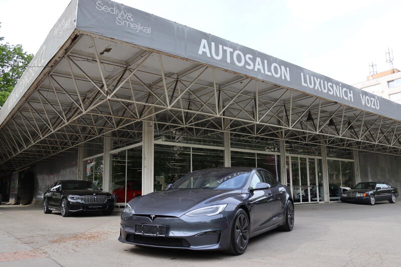 Tesla Model S