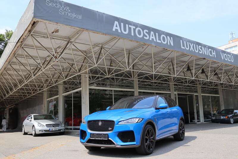 Jaguar F-Pace
