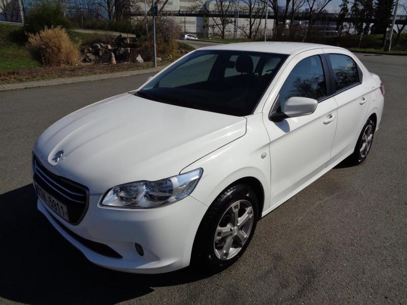 Peugeot 301