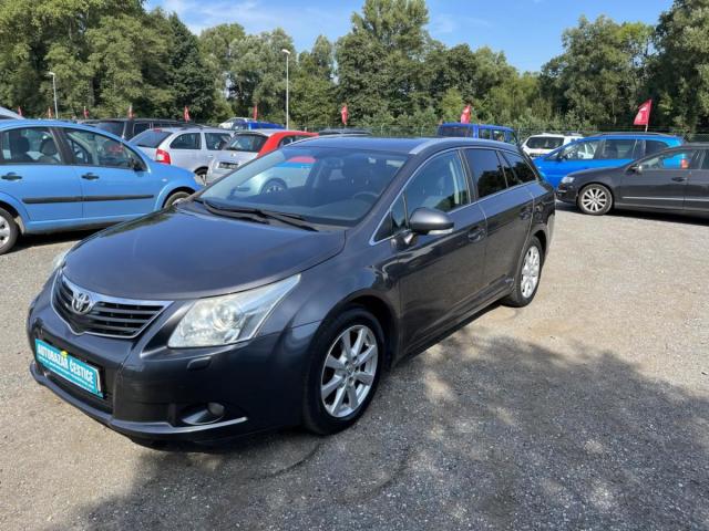 Toyota Avensis t27 2.0 126 ch - Voitures