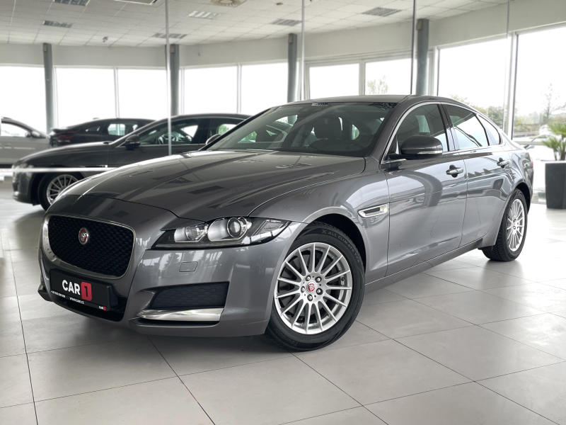 Jaguar XF