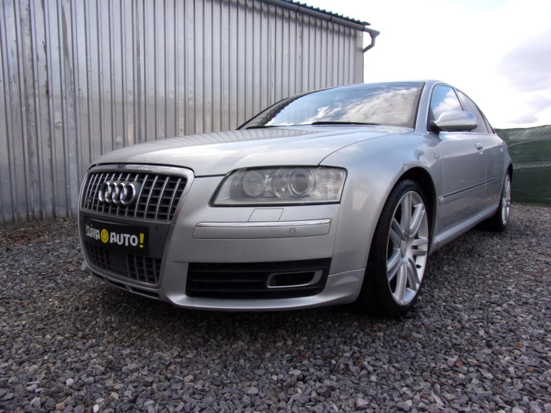 Audi S8