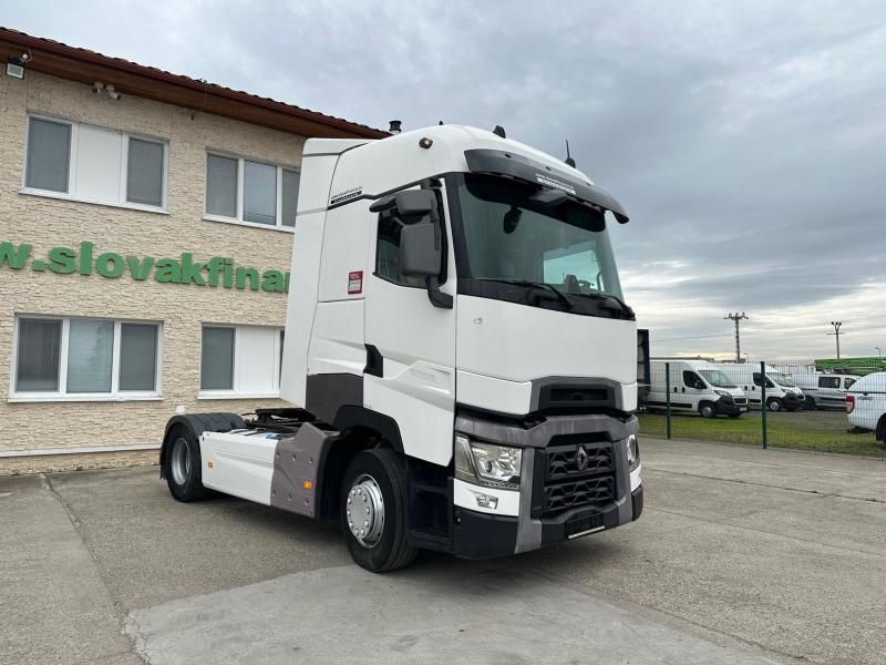 Renault Mascott
