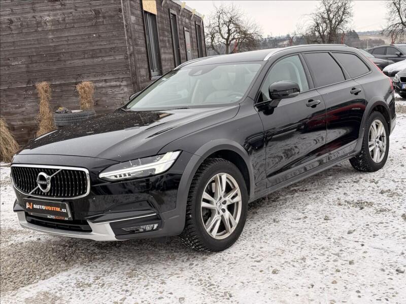 Volvo V90