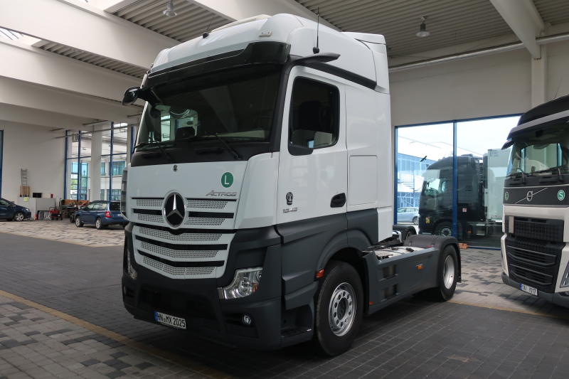Mercedes-Benz