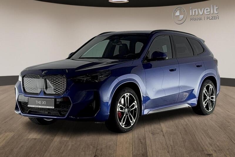 BMW iX1