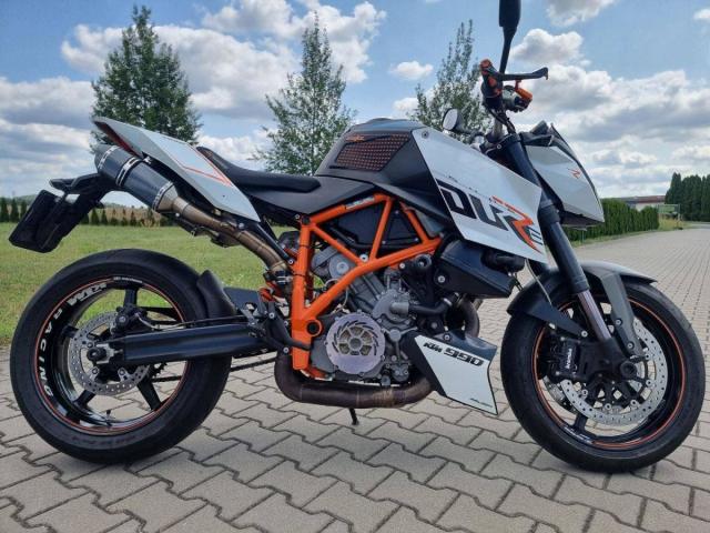 KTM