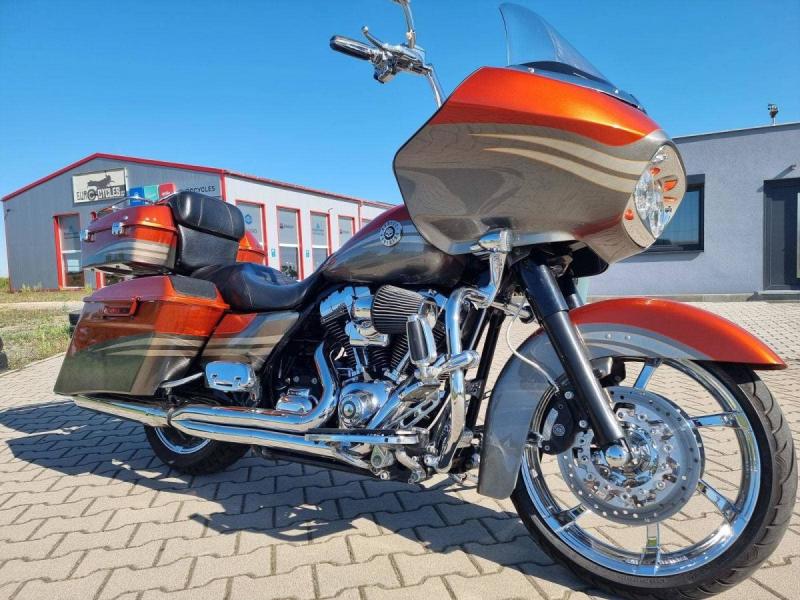 Harley-Davidson FLTRXSE CVO Road Glide