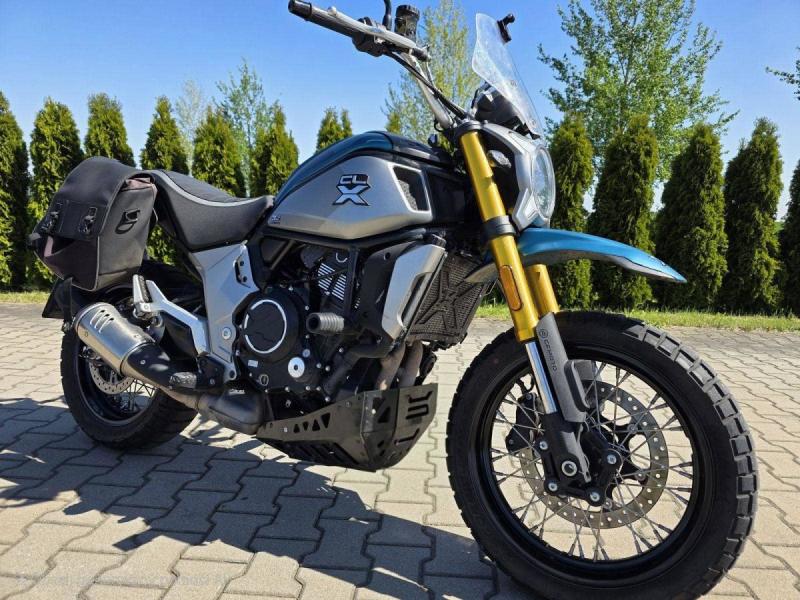 CFMOTO 700 CL-X Adventure
