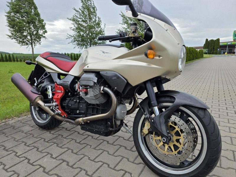 Moto Guzzi V 11 Le Mans
