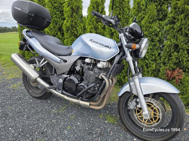 Kawasaki ZR-7